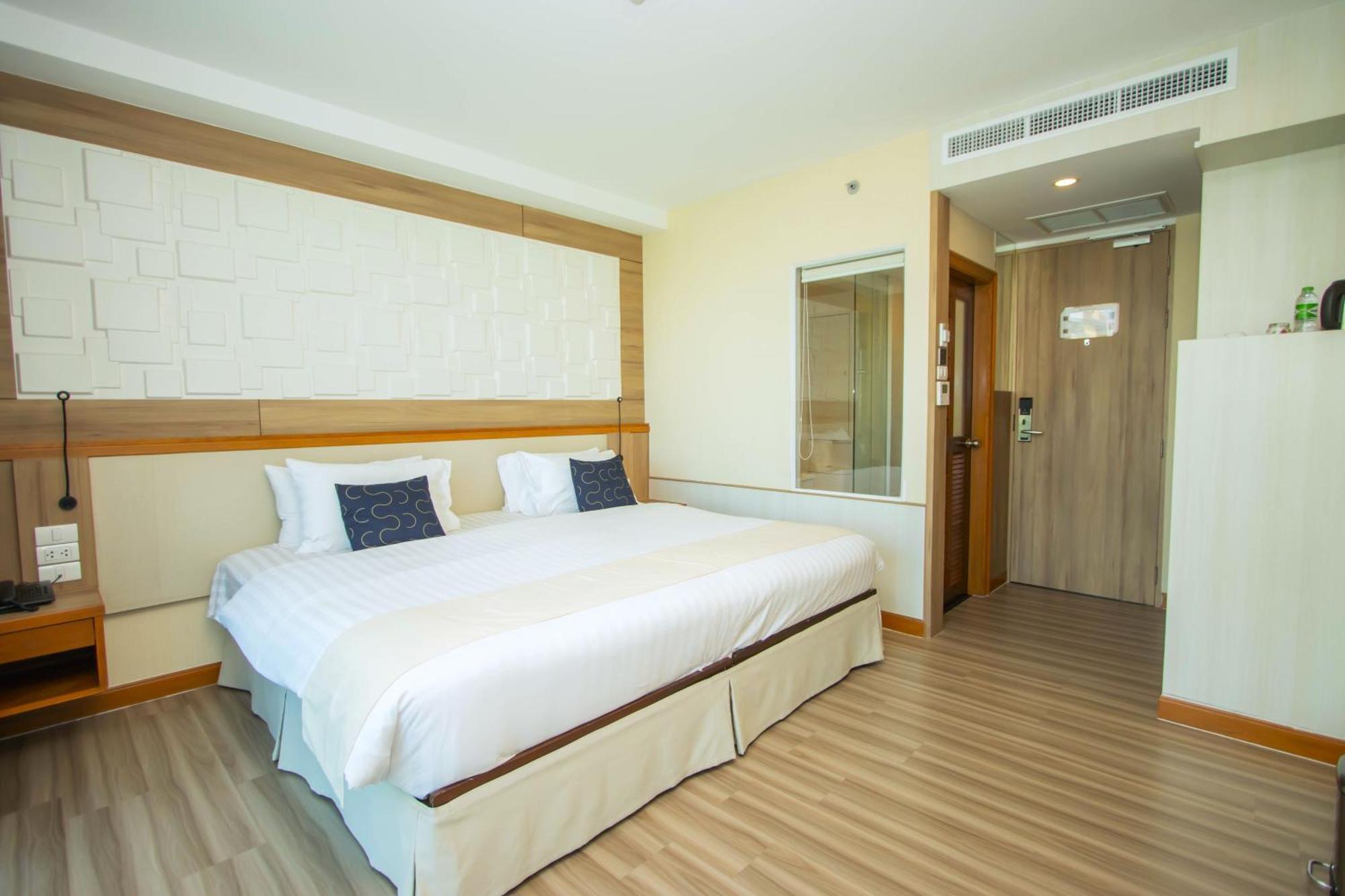 Sira Grande And - Sha Extra Hotel Patong