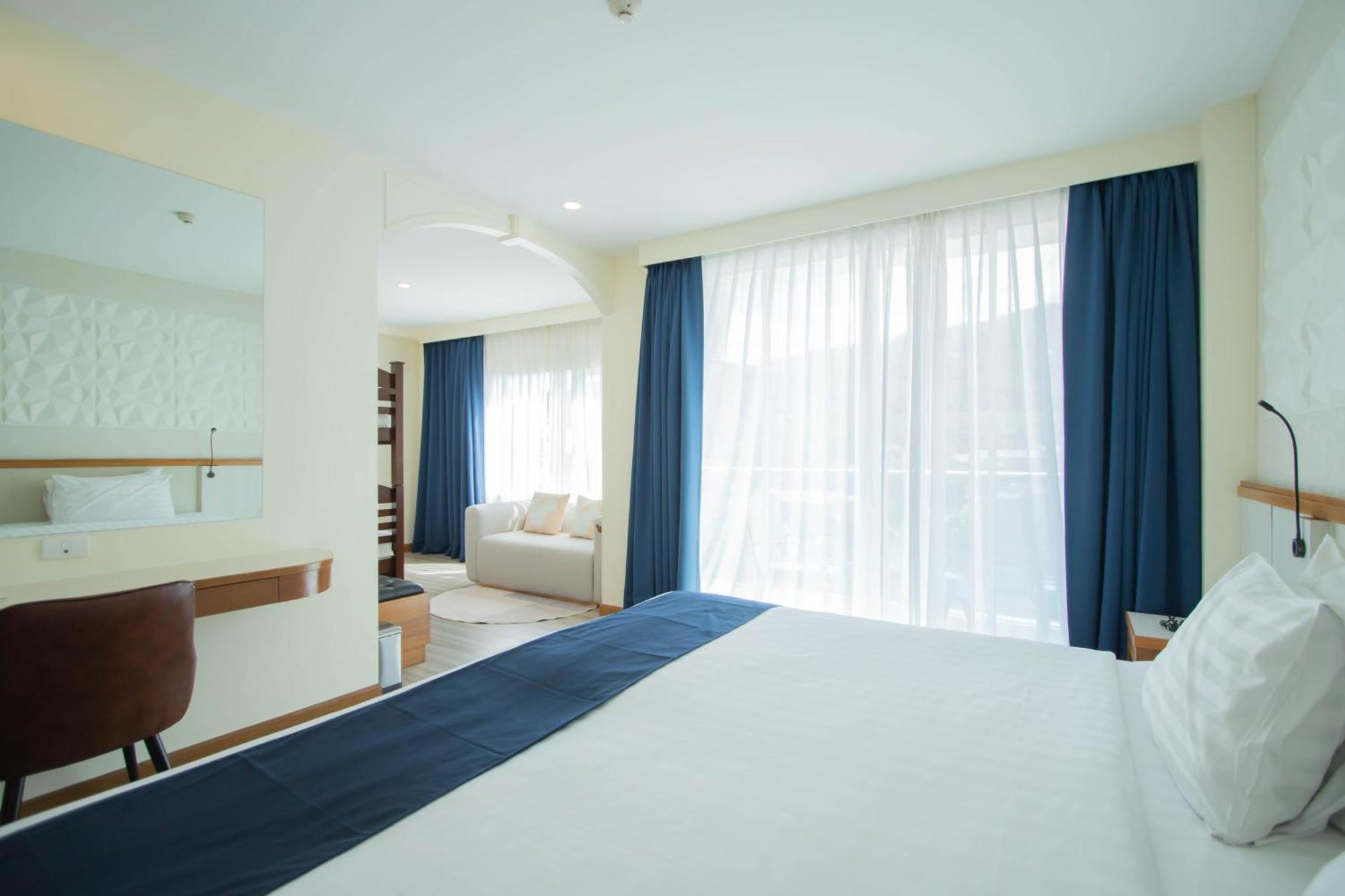 Hotel Sira Grande And - Sha Extra Patong